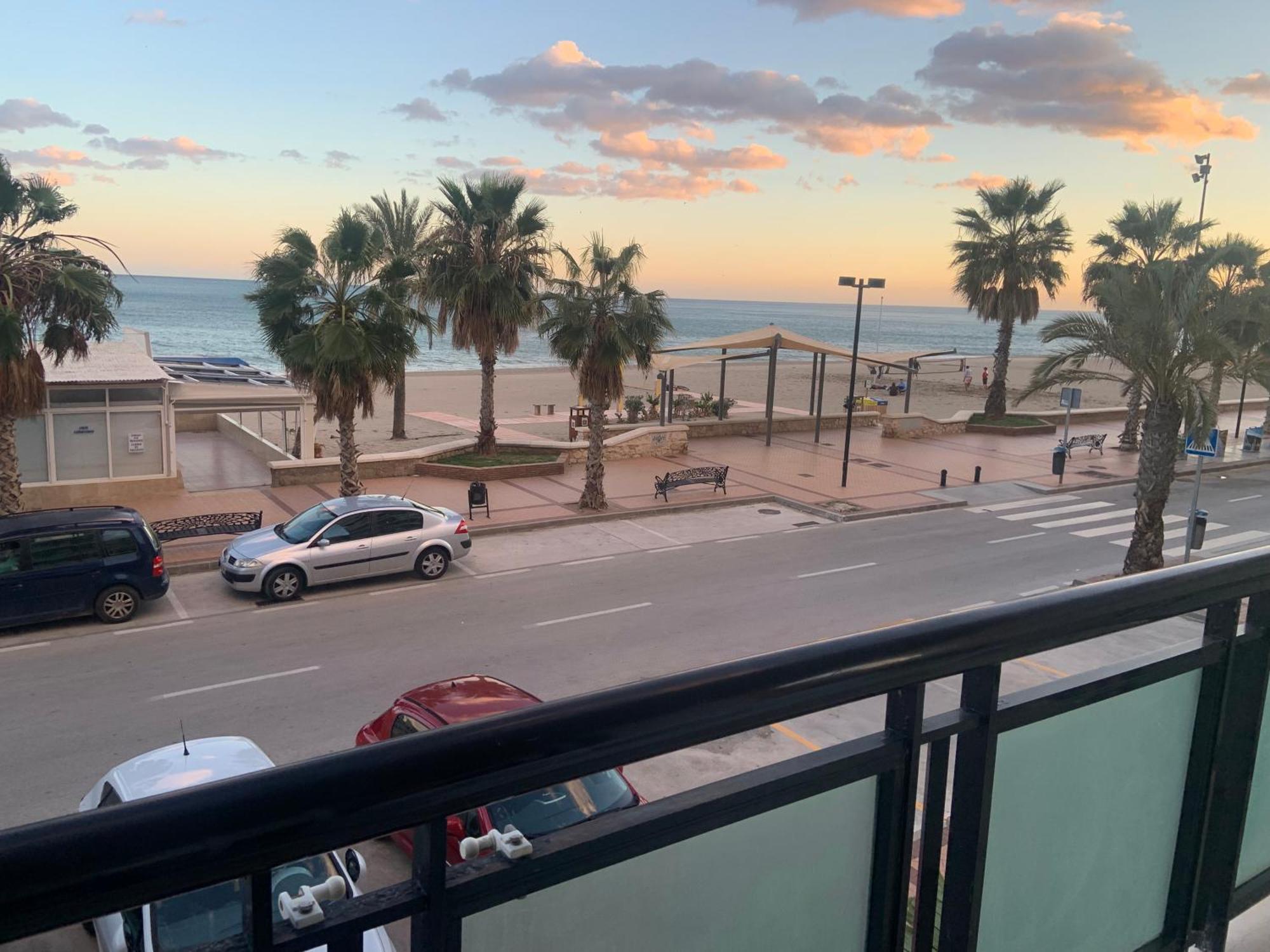 Apartamento Carvajal 50 M Playa 푸엔히롤라 외부 사진