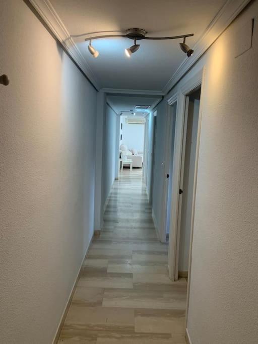 Apartamento Carvajal 50 M Playa 푸엔히롤라 외부 사진