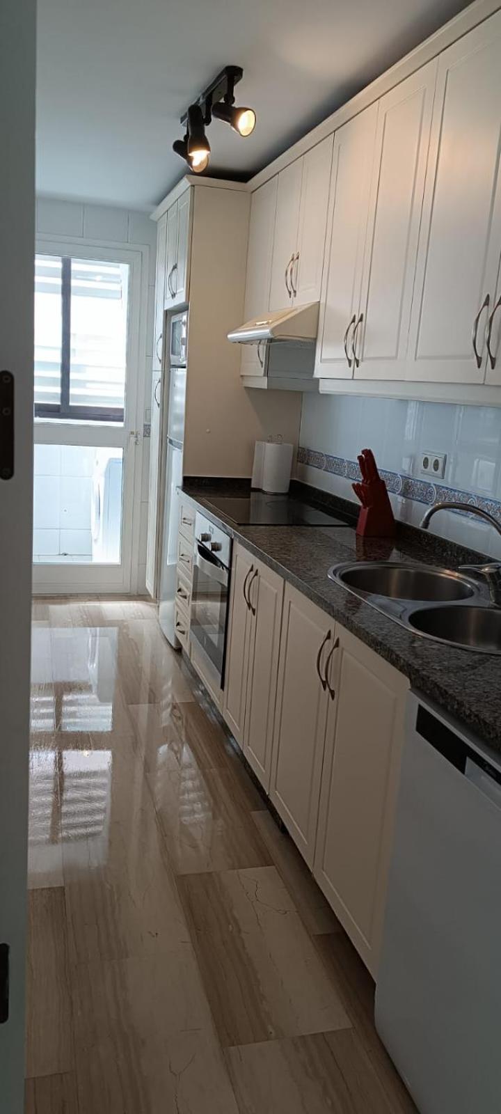 Apartamento Carvajal 50 M Playa 푸엔히롤라 외부 사진
